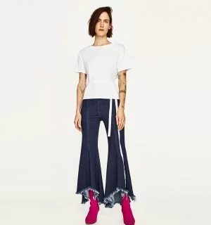 jeans a zampa di Zara , costo 49.95 euro 