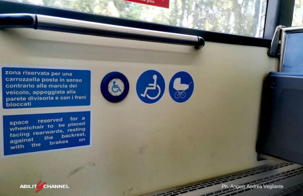 posto disabili sugli autobus atac di roma