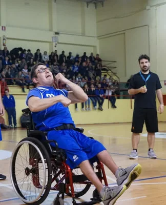 baskin carrozzina inclusione disabilità