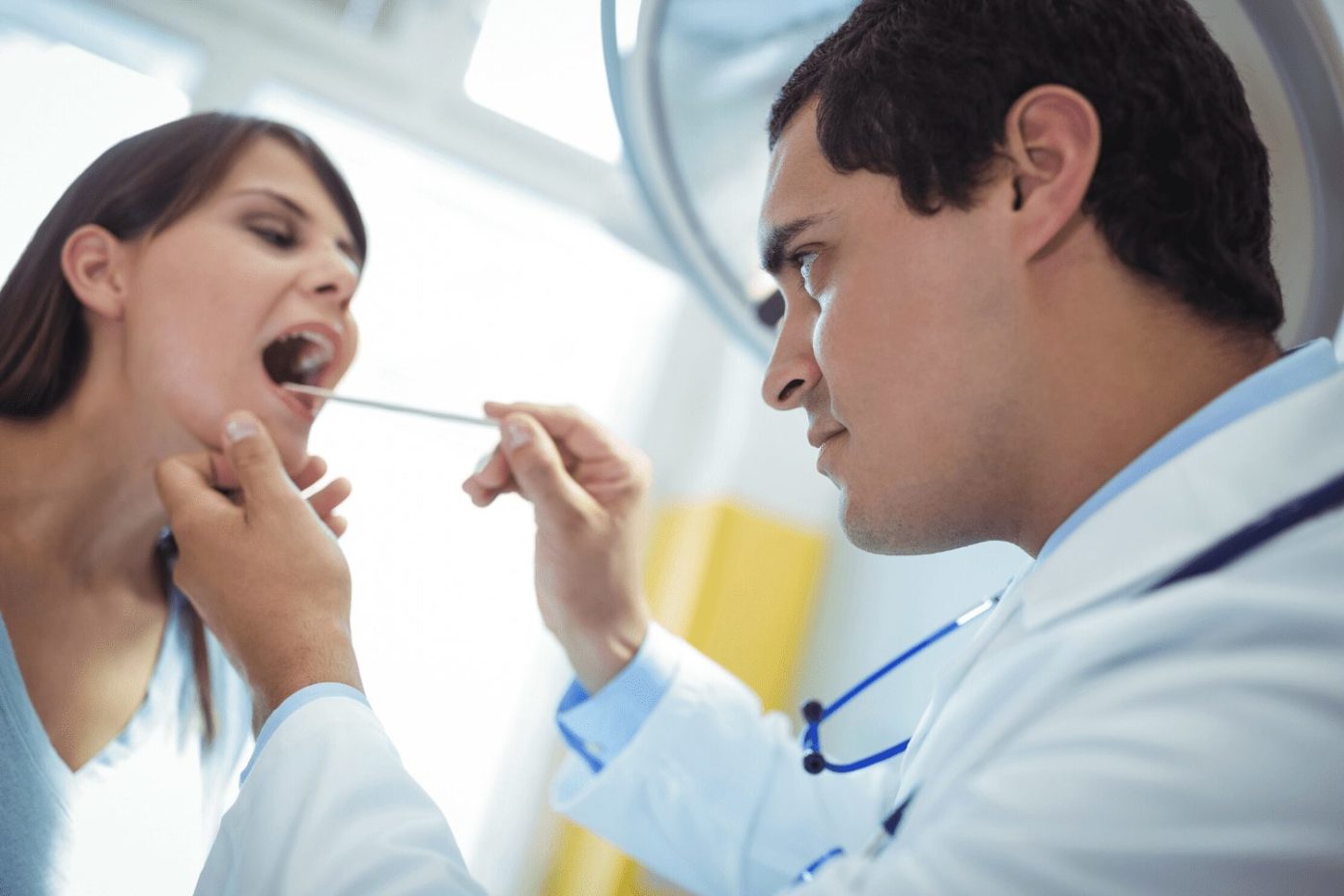 Mononucleosi, cos'è? Come si trasmette? Come si cura? Quali i sintomi?