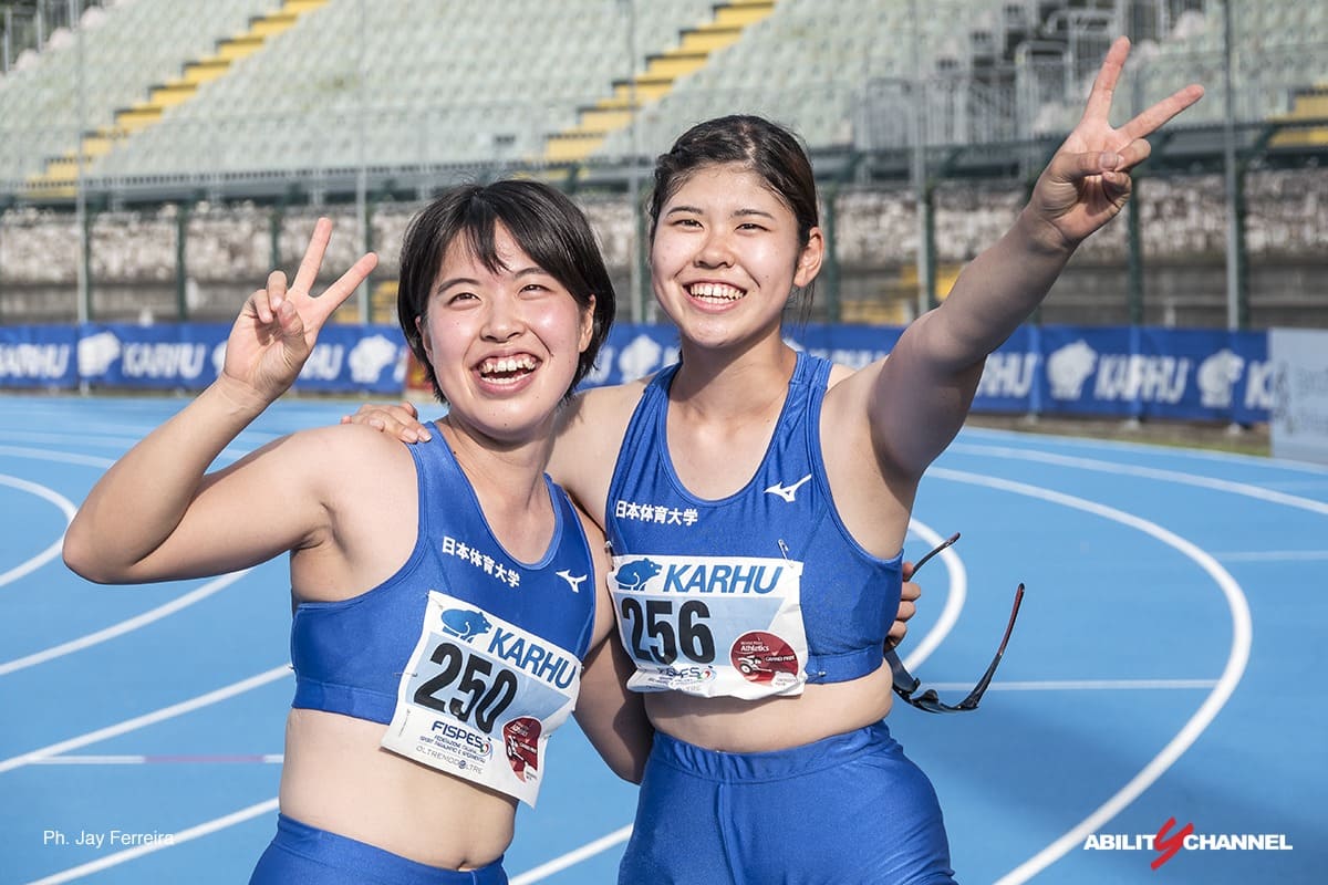 atlete festeggiano per tokyo 2020