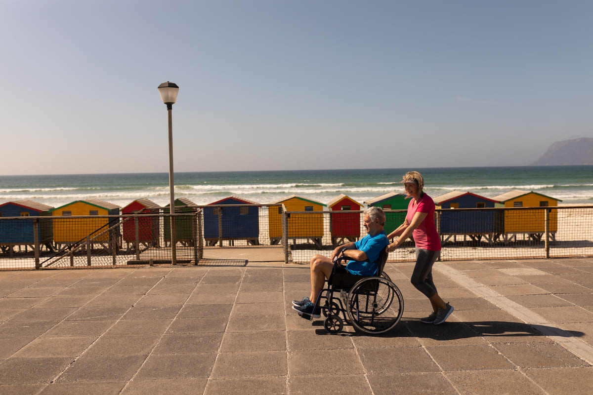 disabile non può andare in spiagga causa barriere architettoniche