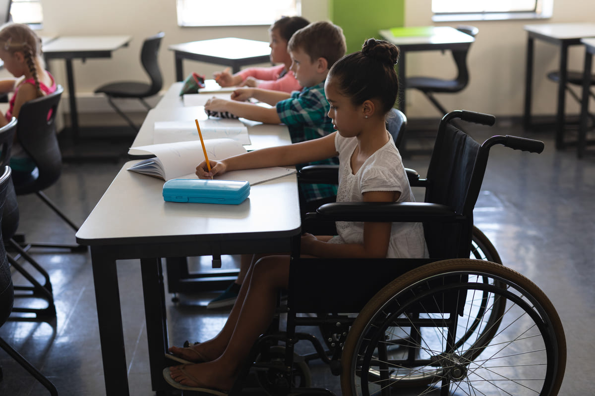 studente con disabilità a scuola
