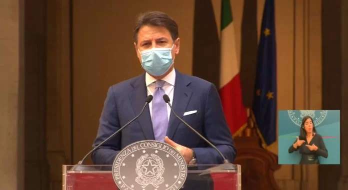 giuseppe conte illustra nuovo dpcm