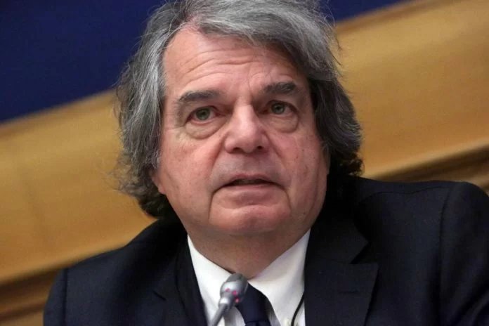 nanismo di renato brunetta