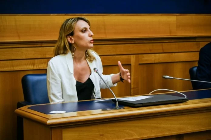 referendum cannabis legale antonella soldo