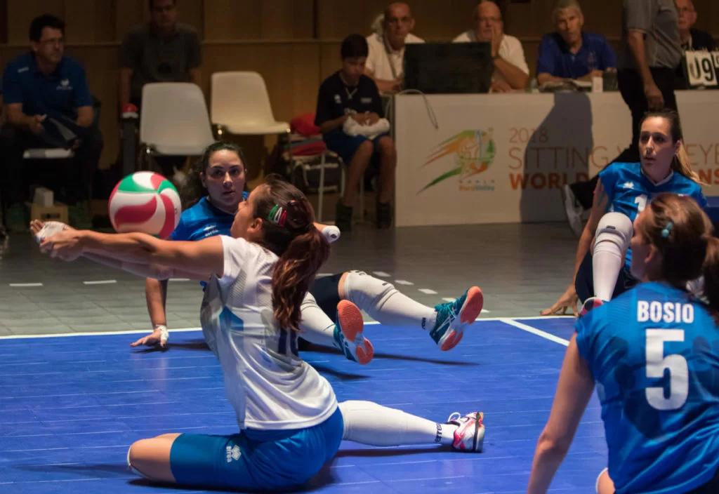 silvia biasi sitting volley