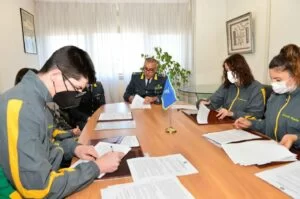 atleti paralimpici firma fiamme gialle