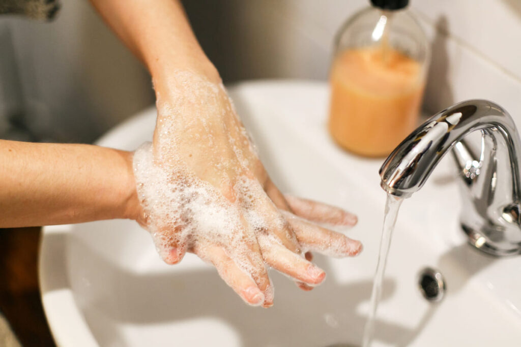 Giornata Mondiale Igiene Mani pulizia con sapone