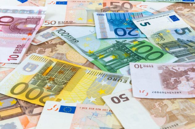Tetto Al Contante Cos Cosa Significa E Il Limite In Italia E In Europa
