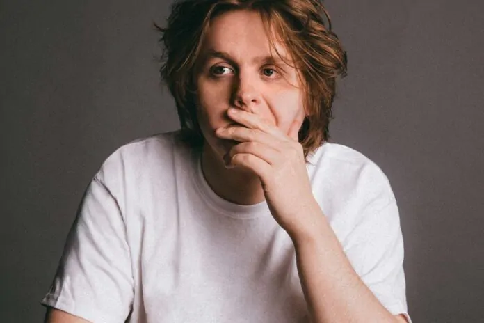 lewis capaldi sindrome di tourette