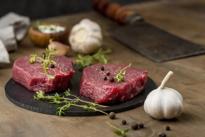 carne sintetica (fonte immagine: freepik)