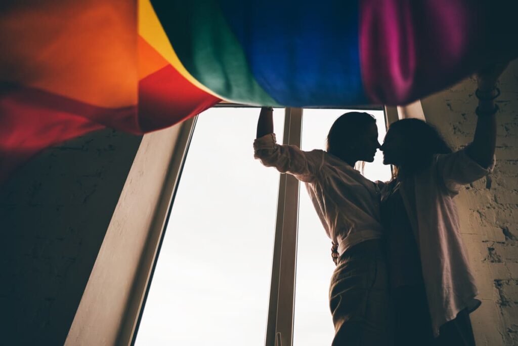 cosa dice la legge su omotransfobia