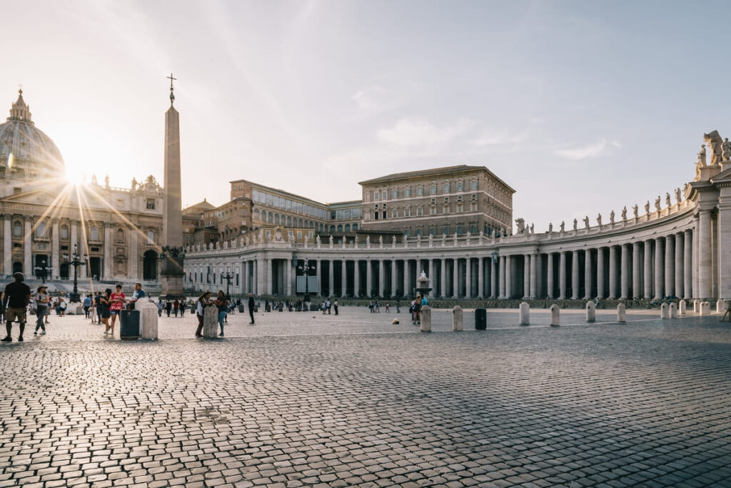 Apertura Porta Santa Giubileo 2000 Apertura Porta Santa Giubileo 24 dicembre 2024: informazioni viabilità