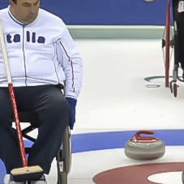 wheelchair curling